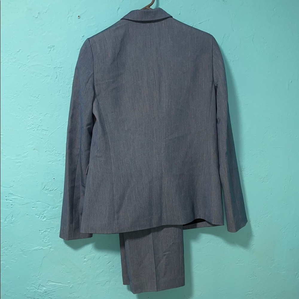 Tahari blazer and pants set - Picture 6 of 10